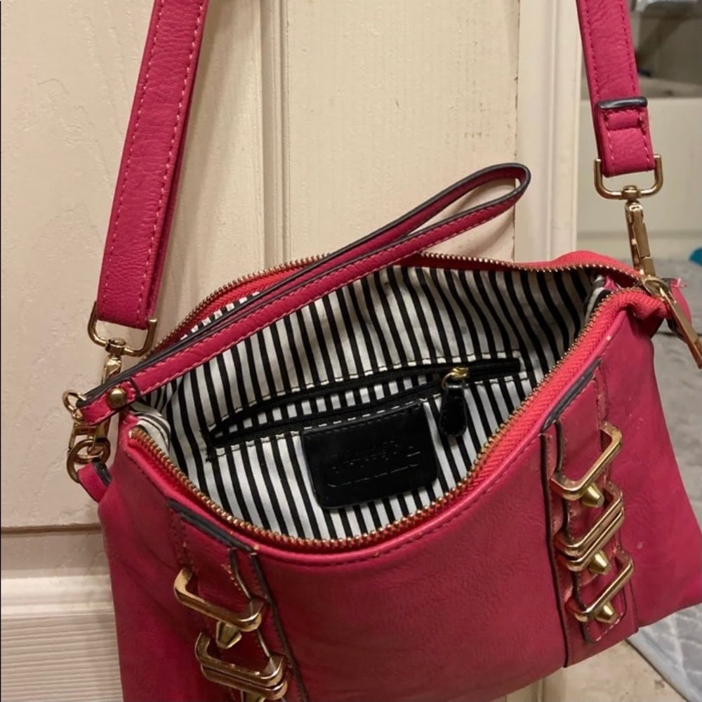 Purse - Picture 2 of 4
